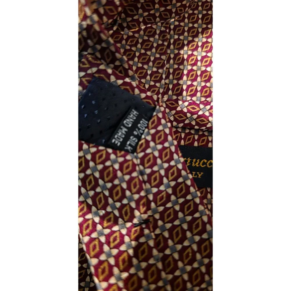 Enrico Bertucci sophisticated silk
